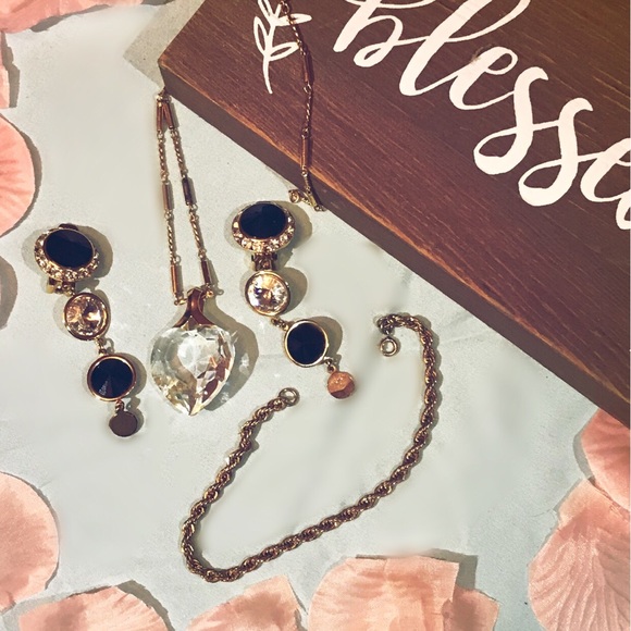 Black Crystal Jewelry Set - Picture 2 of 2